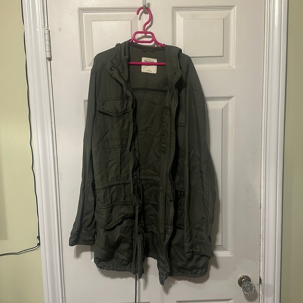 Dark green oversized lightweight jacket